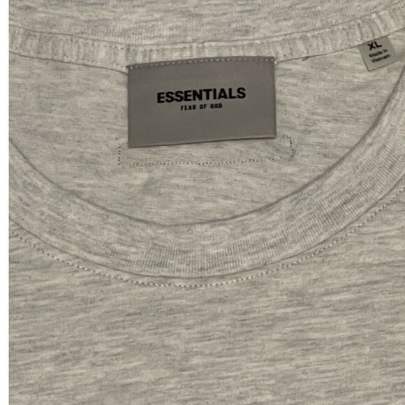 Fear of God Essentials Short Sleeve T-Shirt in Oatmeal Size XL NWT - Picture 4 of 8